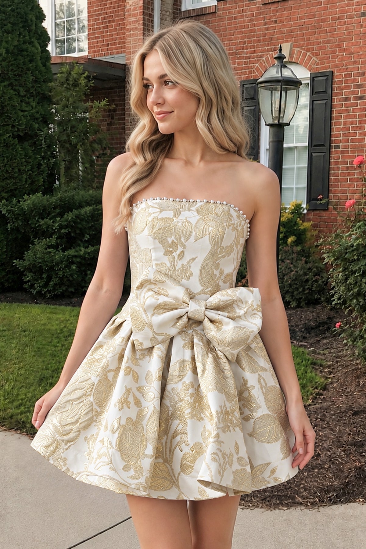 Blue Flower Jacquard Strapless A-Line Bowknot Homecoming Dress With Pearl